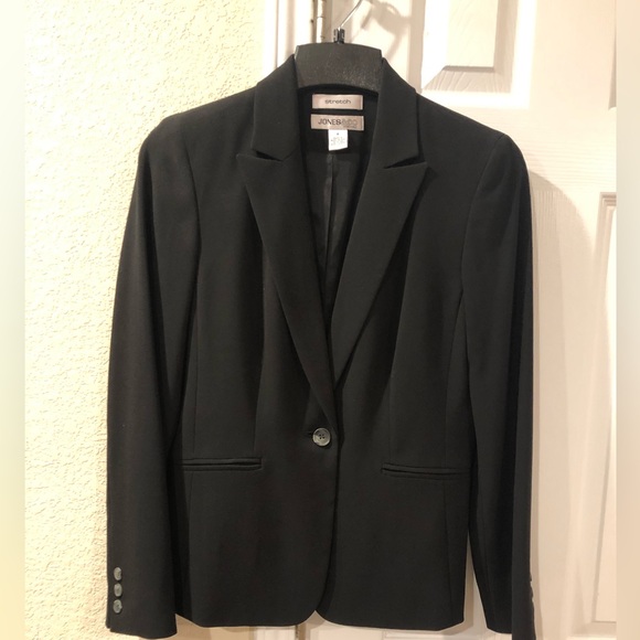 Jones & Co Jackets & Blazers - NWT Jones & Co Essential Stretch Womens Blazer
